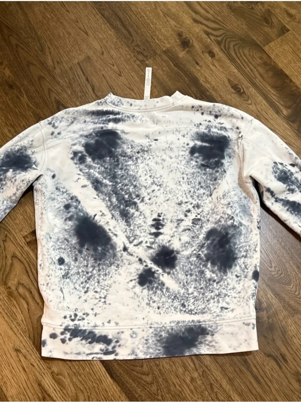 lululemon athletica White Navy Tie-Dye oversized Crewneck sweatshirt Size 4- 030